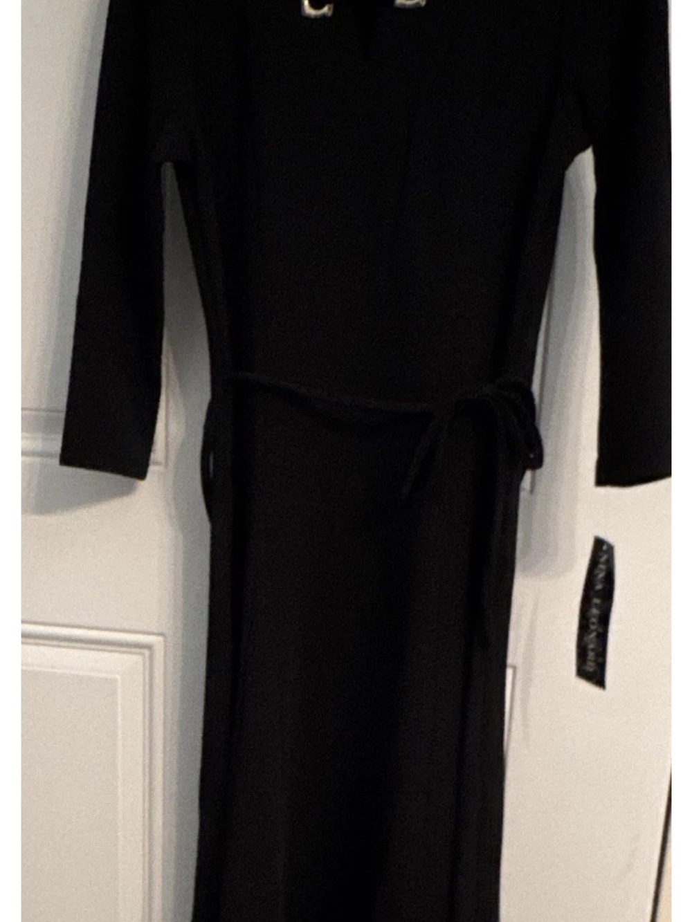 Nina Leonard Black Long-Sleeve Belted Midi Dress